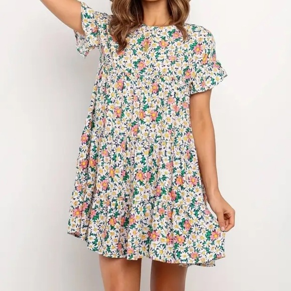 None Dresses & Skirts - Floral Spring Time Dress